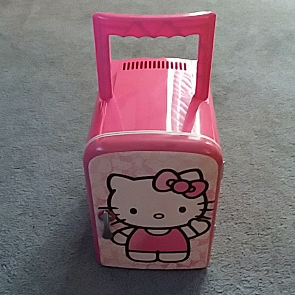 Hello kitty refrigerator